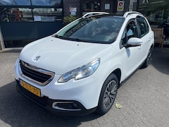 Peugeot 2008 - 1.2 VTI Active Trekhaak Navigatie Panoramadak
