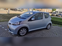 Toyota Aygo - 1.0-12V + airco, 121000 km