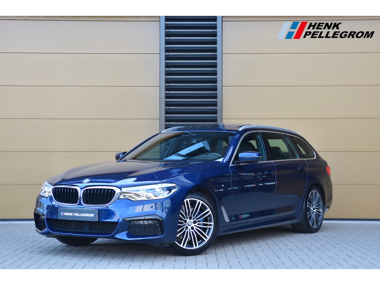 BMW 5-serie Touring - 530i High Executive Edition * M Sportpakket * Panorama dak * Comfortstoelen * Head-up * HI - AutoWereld.nl