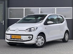 Volkswagen Up! - 1.0 75PK Navi Airco Stoelverwarming Bluetooth