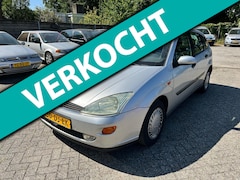Ford Focus - 1.6-16V Ghia // Nieuwe APK // Koude Airco
