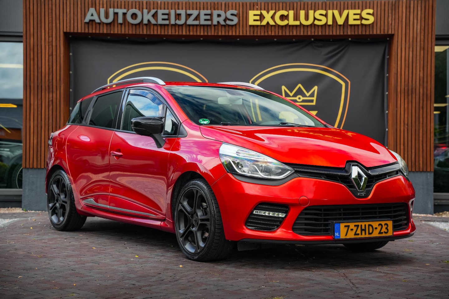 Renault Clio Estate - 1.2 GT Navigatie Cruise LED Cruise Keyless - AutoWereld.nl