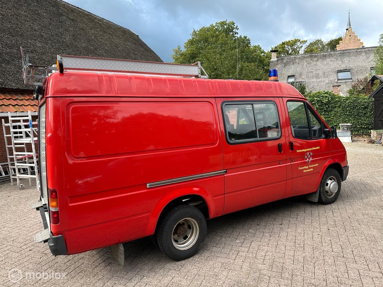 Ford Transit - 1987 benzine brandweer23 D km lang en hoog - AutoWereld.nl