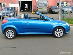 Opel Tigra TwinTop - 1.4-16V Enjoy NIEUWE APK allseason banden