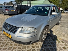 Volkswagen Passat - 2.8 V6 Sportline 4Motion