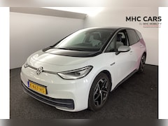 Volkswagen ID.3 - First Plus 58 kWh | Navigatie | Stoelverwarming | Carplay | Camera |