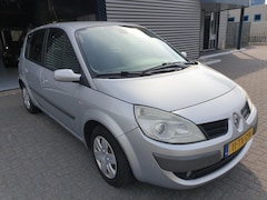 Renault Scénic - 1.6-16V Privilège Comfort