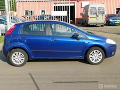 Fiat Grande Punto - 1.4 Active NIEUWE APK en ALL SEASON banden