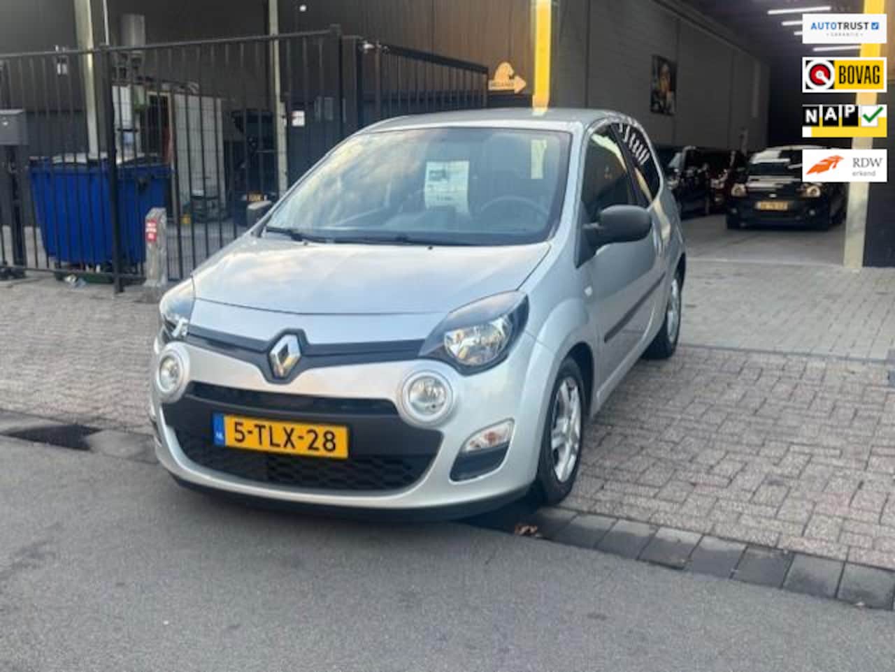 Renault Twingo - 1.2 16V Parisienne|Airco|APK|NAP|Elektrisch ramen|LAGEKMSTAND - AutoWereld.nl