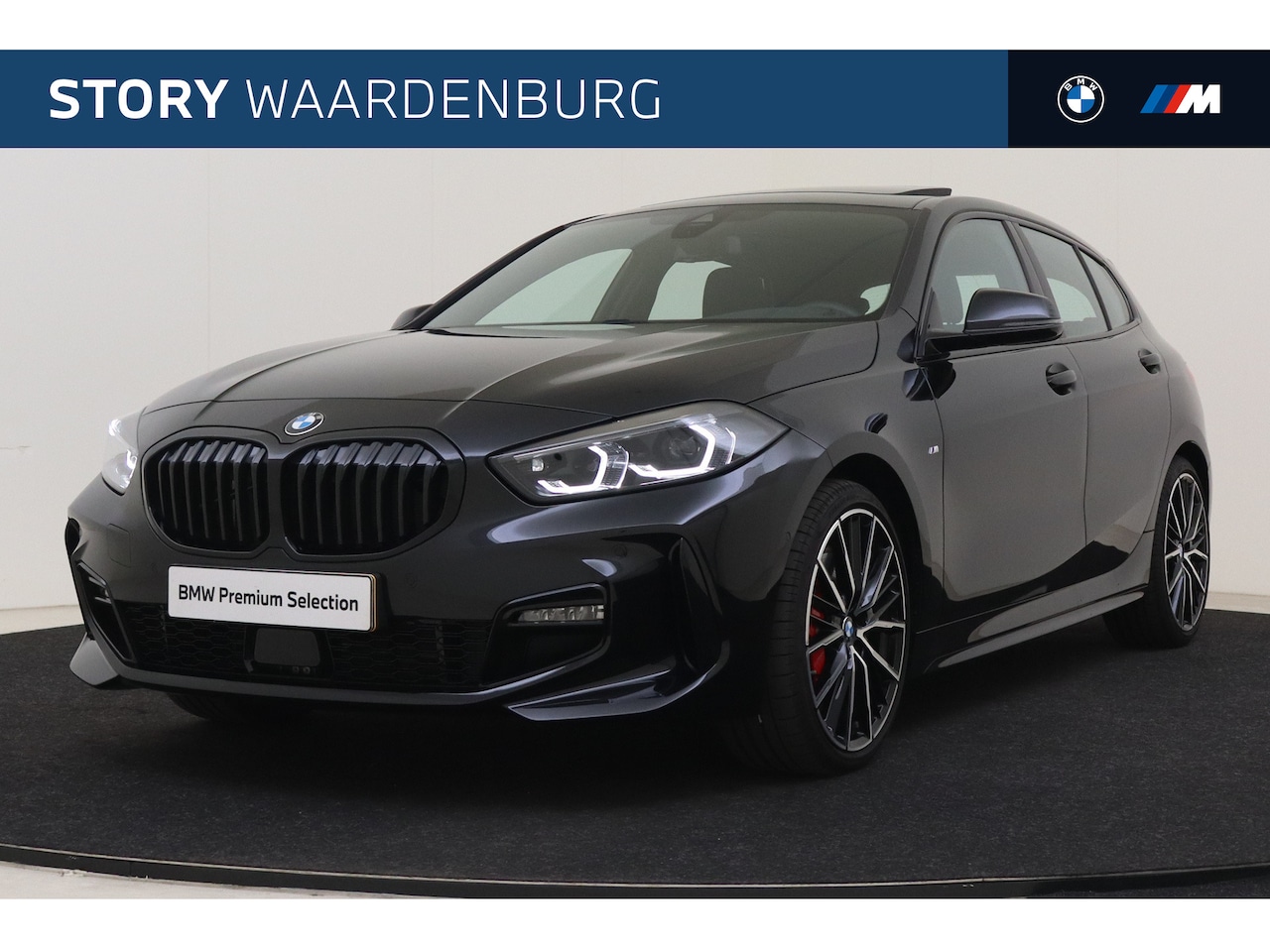 BMW 1-serie - 118i High Executive M Sport Automaat / Panoramadak / Sportstoelen / Achteruitrijcamera / A - AutoWereld.nl