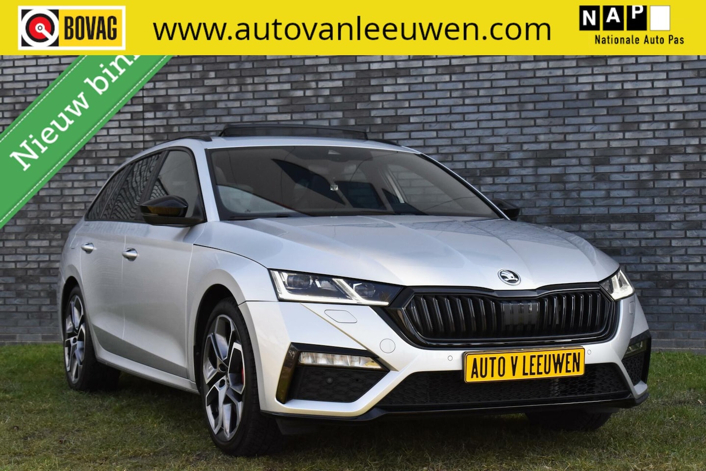 Skoda Octavia - 2.0 TSI RS 245 AUTOMAAT/PANODAK/LEDER/NAVI/LED/ETC.! - AutoWereld.nl