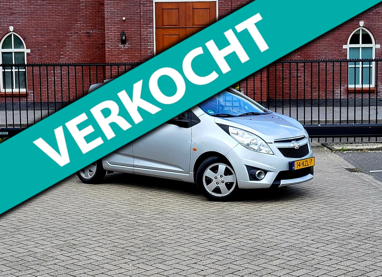 Chevrolet Spark - 1.2 16V LT / Airco / Pdc / Elektrische ramen / Nieuwe Apk - AutoWereld.nl