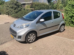 Peugeot 107 - 1.0-12V XS