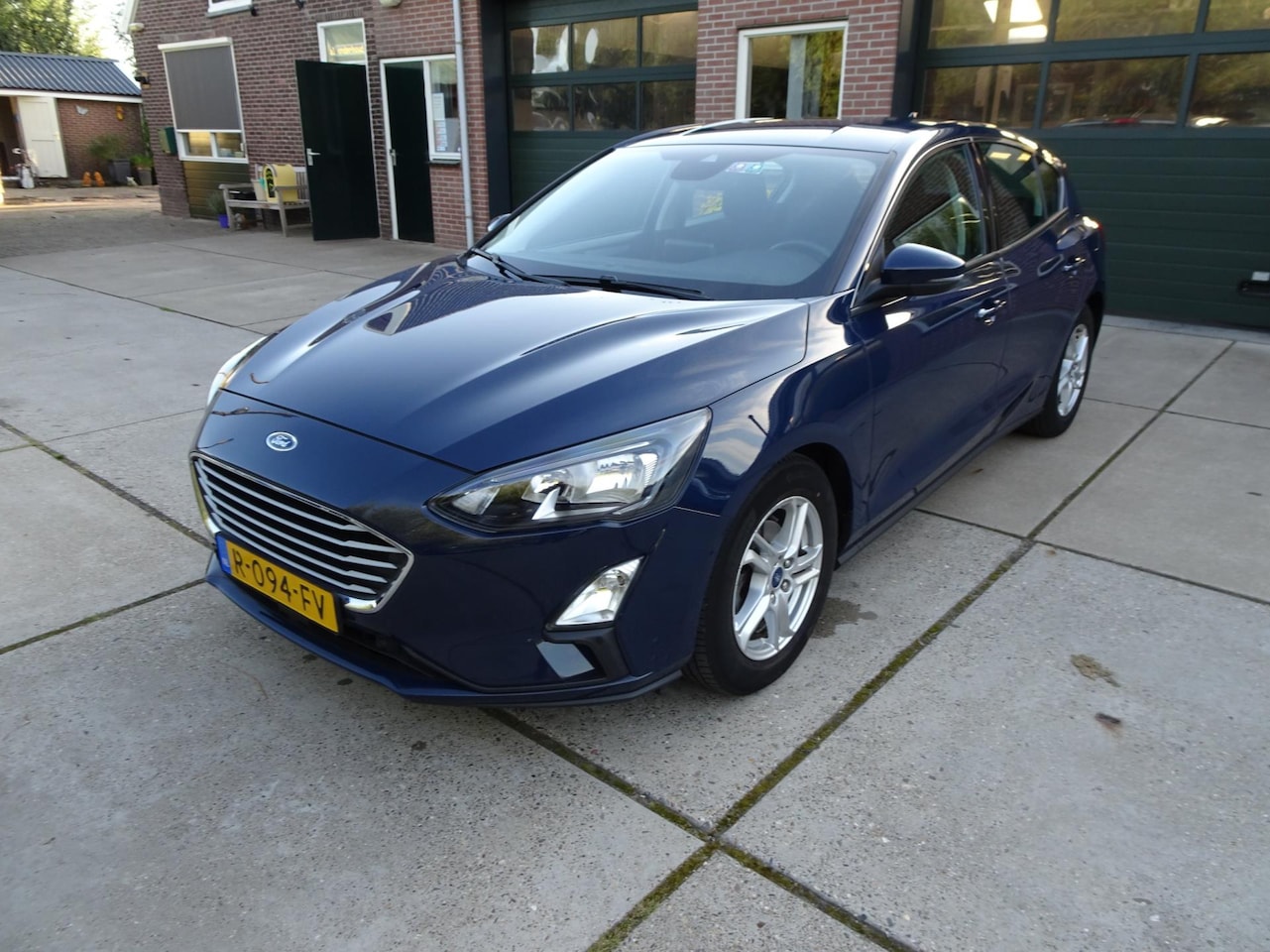 Ford Focus - 1.0 EcoBoost Trend Edition Business 1.0 EcoBoost Trend Edition Business - AutoWereld.nl