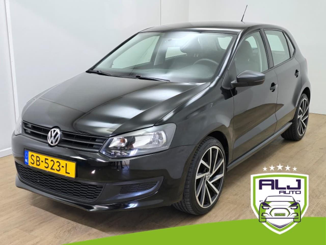 Volkswagen Polo - Occasion 1.2 met parkeercamera en luxe audio | Sportieve look | Tweedehands Volkswagen pol - AutoWereld.nl
