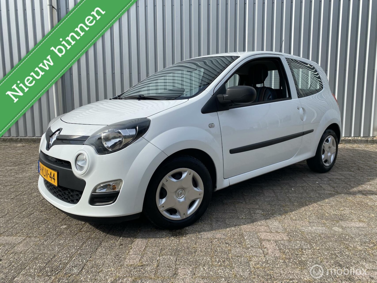 Renault Twingo - 1.2 16V Authentiek Zeer Mooi & Goed Nieuwe Apk - AutoWereld.nl