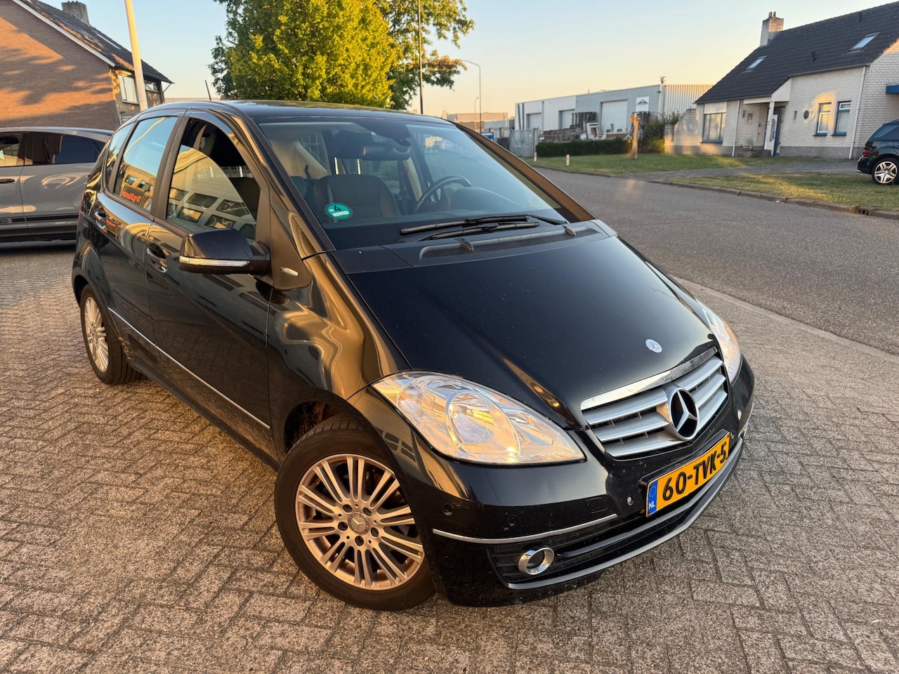 Mercedes-Benz A-klasse - 180 CDI Avantgarde Automaat, Airco, Trekhaak - AutoWereld.nl