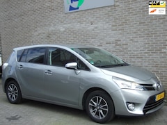Toyota Verso - 1.8 VVT-i Aspiration - 2e eig - Stoelverwarming - Navigatie