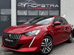 Peugeot 208 - 1.2 PureTech Allure Aut. Pano Camera CarPlay