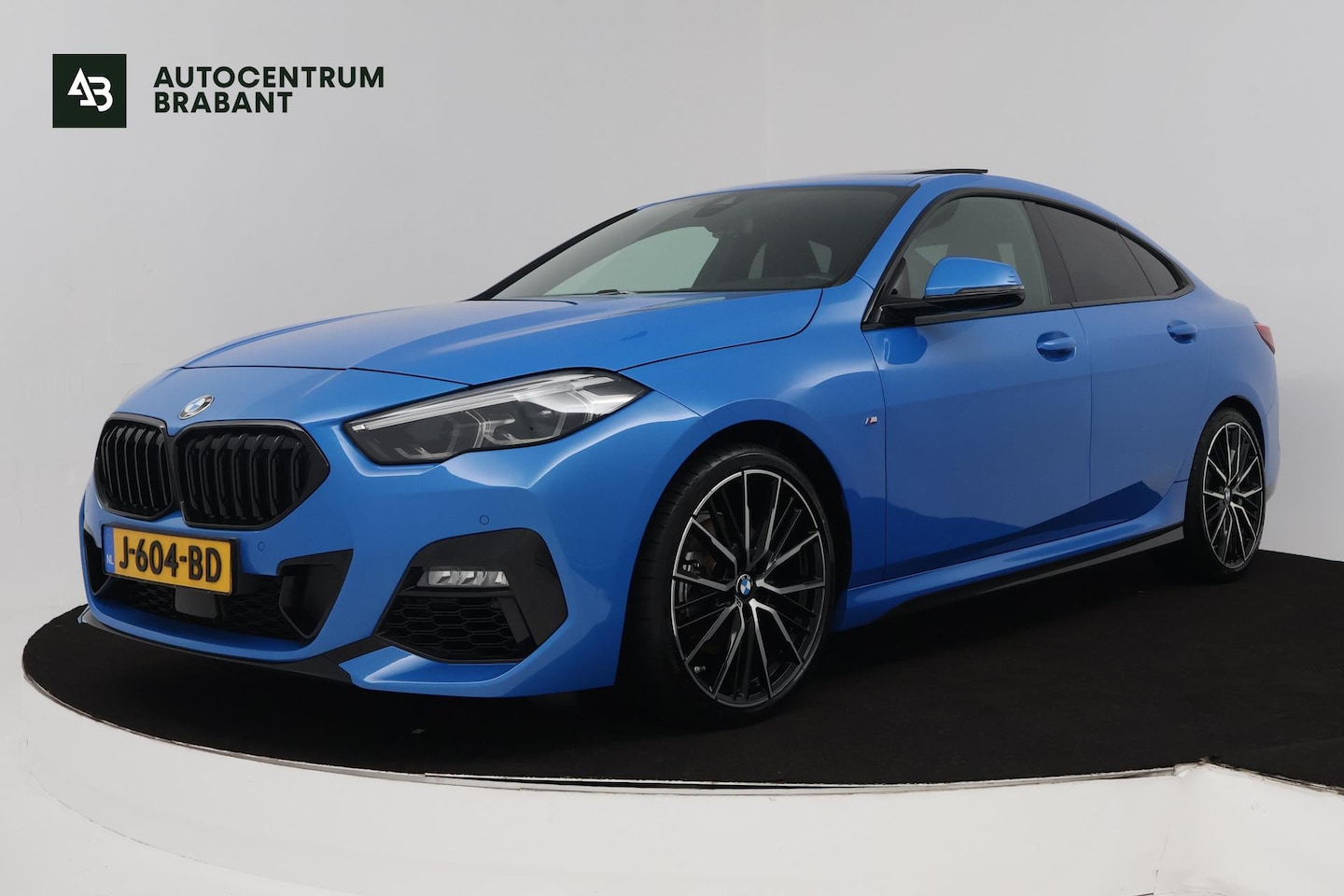 BMW 2-serie Gran Coupé - 218i Executive Edition (PANORAMADAK, SFEERVERLICHTING, PARKEERSENSOREN, CRUISE, DEALER OND - AutoWereld.nl