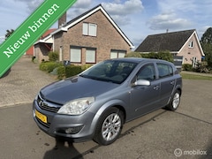 Opel Astra - 1.6 Executive