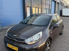 Kia Rio - 1.2 CVVT Comfort Pack 5-deurs Parkeersensor Trekhaak