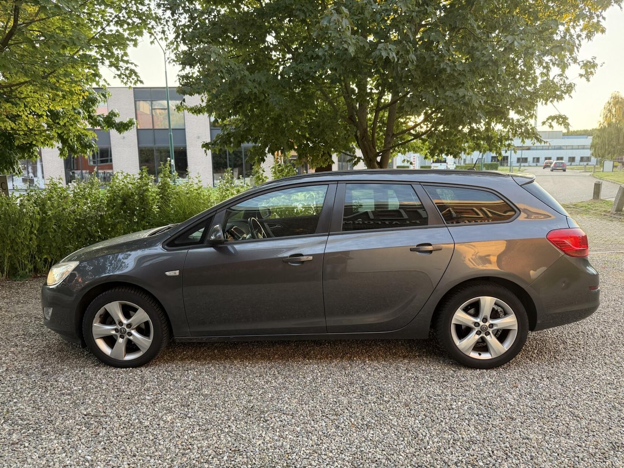 Opel Astra Sports Tourer - 1.4 Turbo Edition 1.4 Turbo Edition - AutoWereld.nl