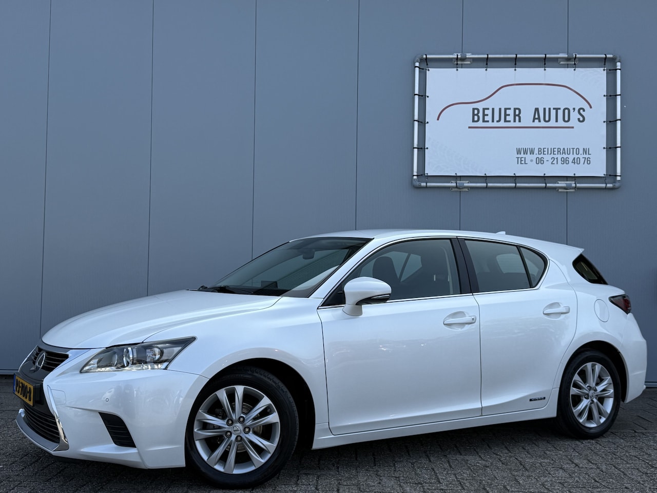 Lexus CT 200h - Automaat Trekhaak/Navigatie/Cruise. - AutoWereld.nl
