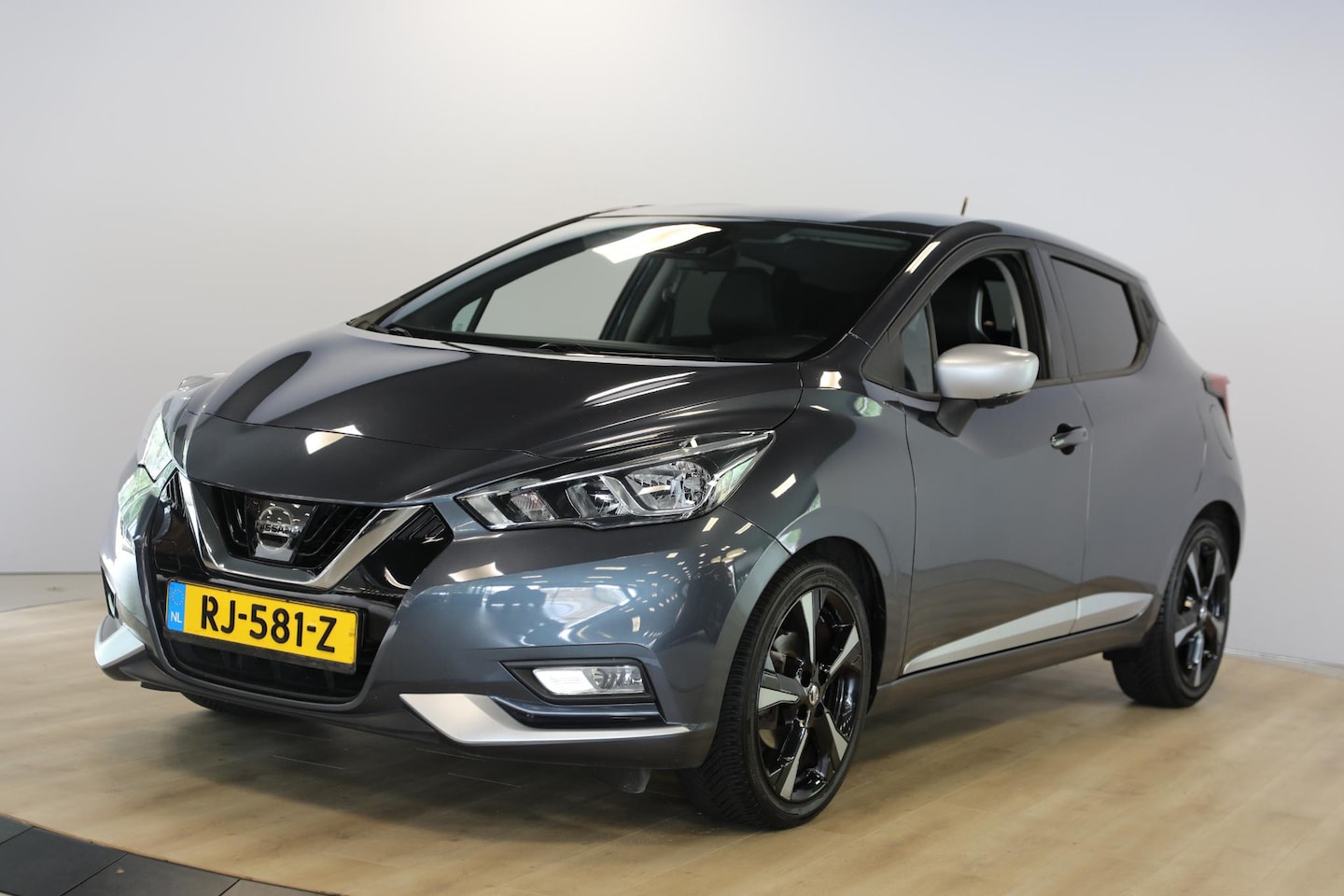 Nissan Micra - 0.9 IG-T Tekna | Facelift | 1e eigenaar | Volledig onderhouden - AutoWereld.nl