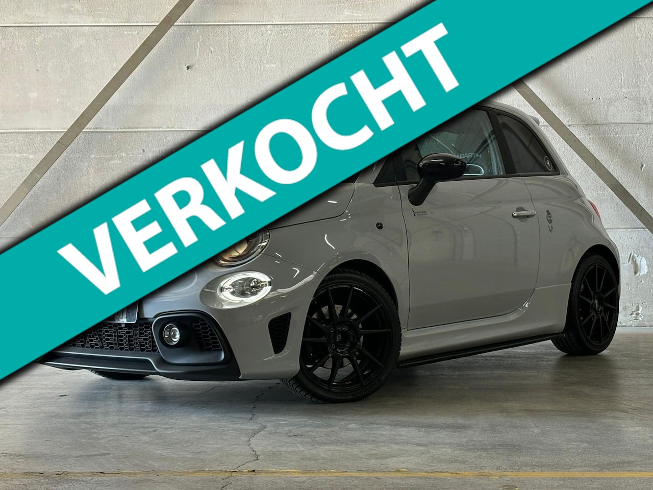 Fiat 500 Abarth - 1.4 T-Jet 595 70th anniversary Carbon 165PK - AutoWereld.nl