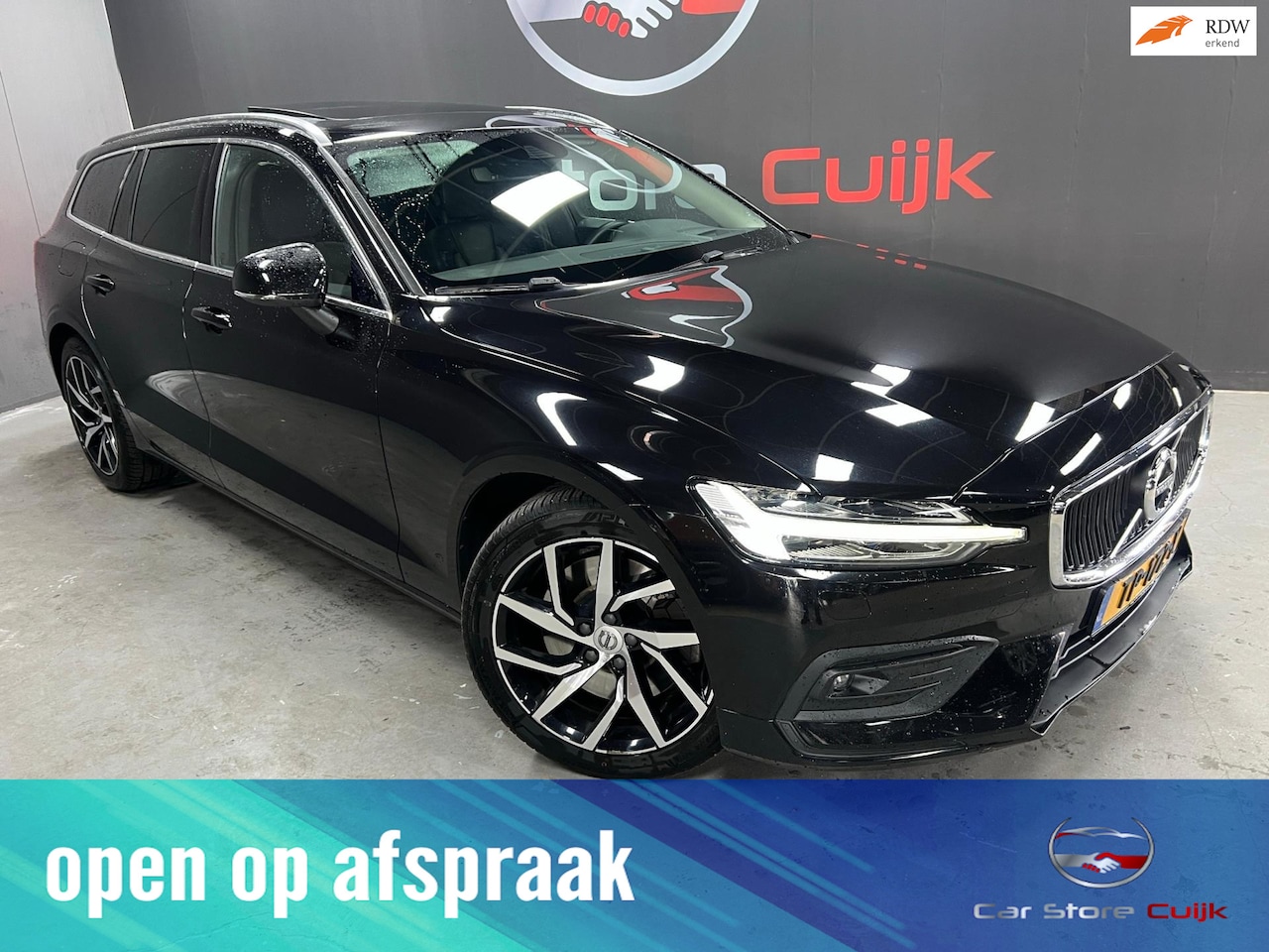 Volvo V60 - 2.0 T5 Momentum | PANO | Bom Vol | Lederen - AutoWereld.nl