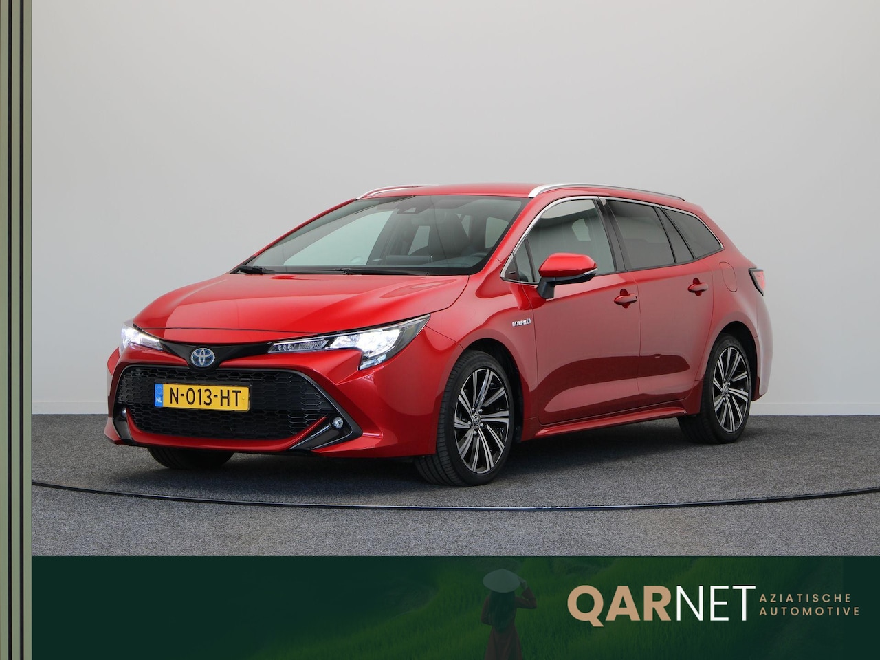 Toyota Corolla Touring Sports - 1.8 Hybrid Business Plus | Achteruitrijcamera | Stoelverwarming | Led Koplampen | - AutoWereld.nl