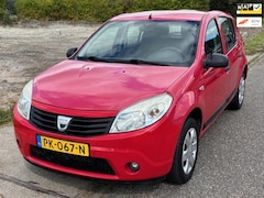 Dacia Sandero - 1.2 5-Drs Audio/CD Getint glas Colorpakket ABS 2 x airbag Dealeronderhoud Nieuwe Apk