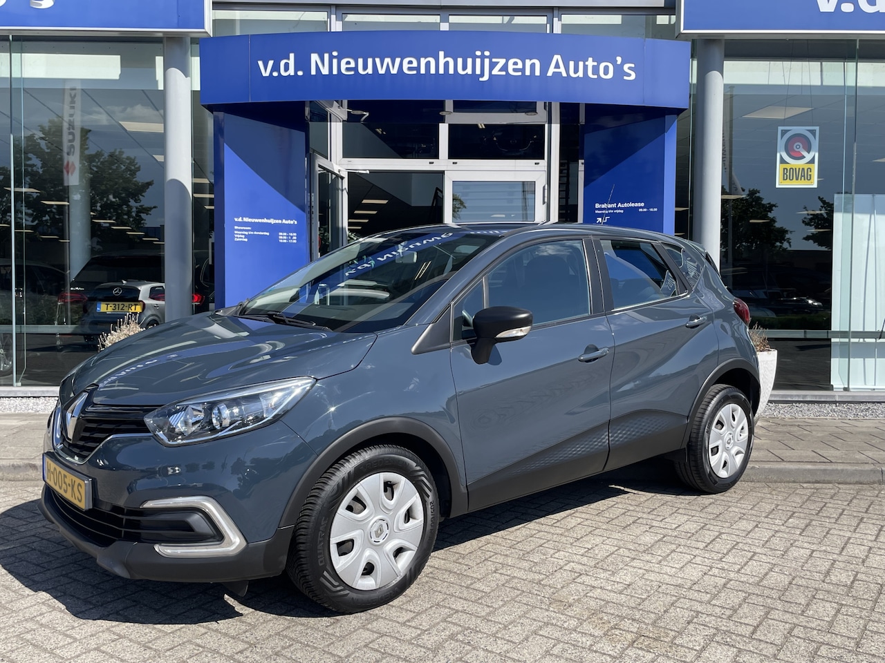 Renault Captur - 0.9 TCe Life Airco Trekhaak    info;F.Bogaars  0492588956 - AutoWereld.nl