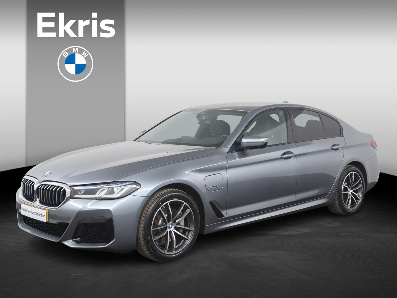 BMW 5-serie - 520e M-Sportpakket | Comfortstoelen | Laserlight - AutoWereld.nl