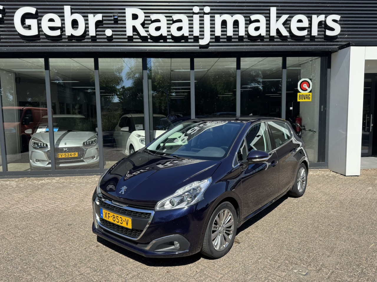 Peugeot 208 - 1.5 BlueHDi Allure*Navi*ECC*EXPORT/EX.BPM* - AutoWereld.nl