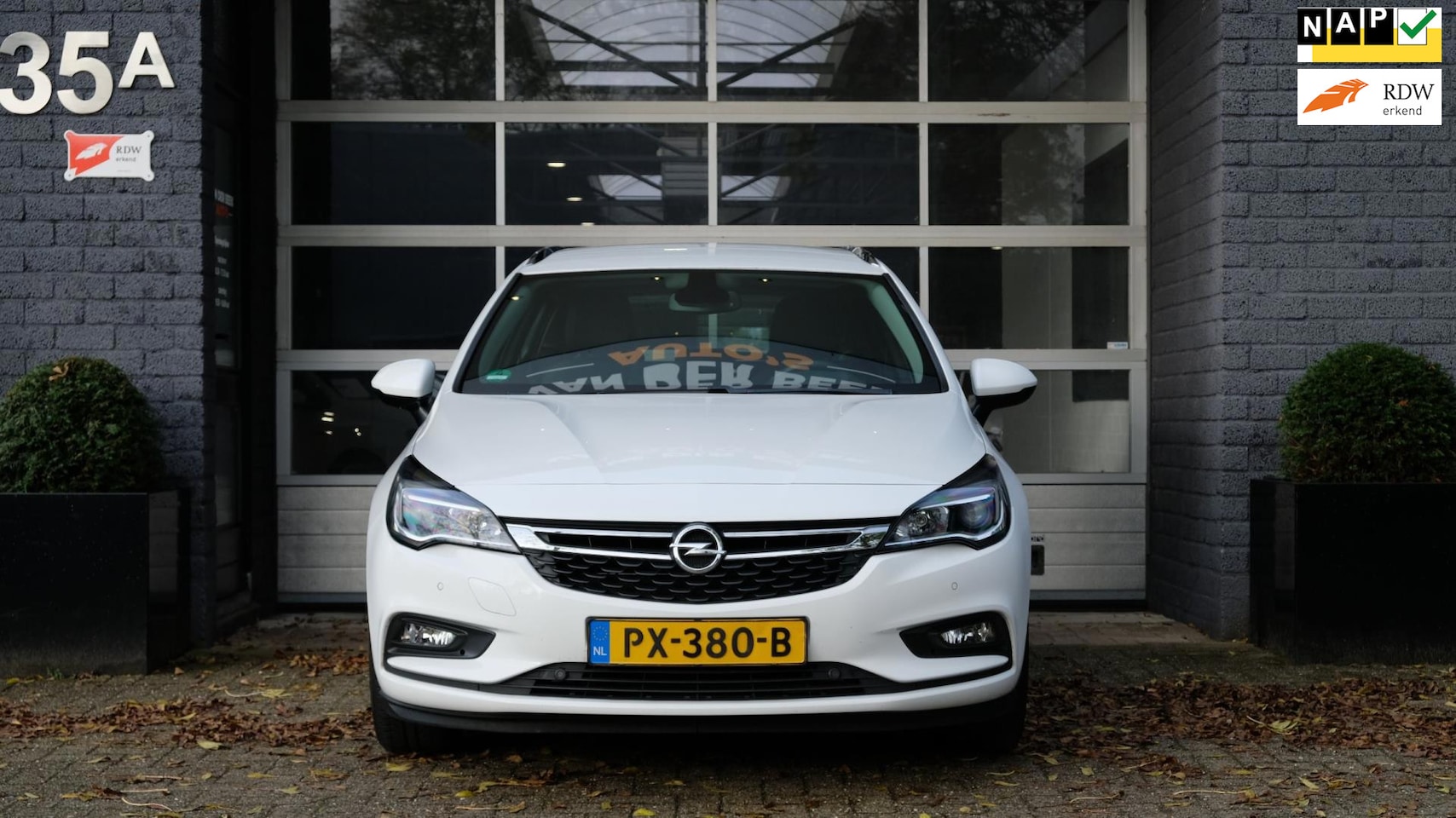 Opel Astra Sports Tourer - 1.4 Business+ Cruise|Navi|Media|Trekhaak - AutoWereld.nl