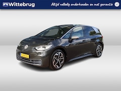 Volkswagen ID.3 - First Plus 58 kWh / IQ LED Matrix / 19" LMV / Navi / Camera / Keyless / Stuur en Stoelverw