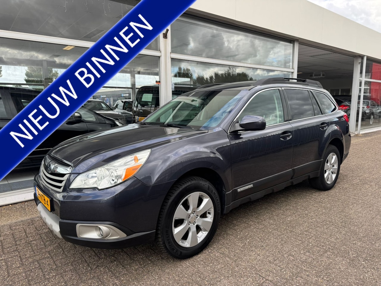 Subaru Outback - 2.5i Executive | Automaat | Airco | Trekhaak | Schuif/kanteldak | Elektrische ramen | APK - AutoWereld.nl