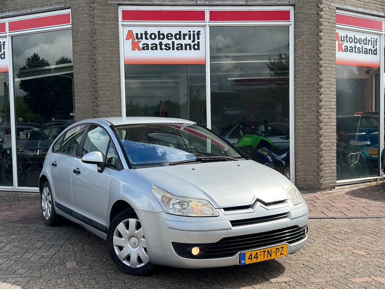 Citroën C4 - 1.6-16V Image - Trekhaak - NIEUWE APK - AutoWereld.nl