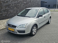 Ford Focus - 1.4-16V Ambiente Airco - Trekhaak