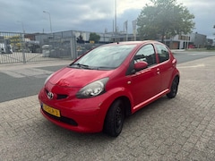 Toyota Aygo - 1.0-12V + 5DEURS/ AIRCO/ ELEKPAKKET