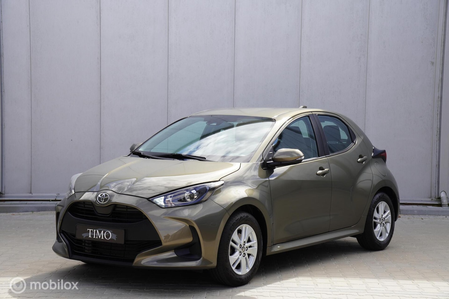 Toyota Yaris - 1.0 VVT-i Active 1.0 VVT-i Active, Airco, LMV. - AutoWereld.nl