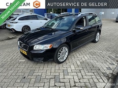 Volvo V50 - 2.4 Edition II | Xenon | Parkeersensoren | Leer | Trekhaak | Youngtimer