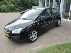 Ford Focus - 1.4-16V Trend Airco