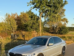 BMW 5-serie - 520i Executive Sport line uitvoering
