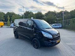 Ford Transit Custom - 270 2.2 TDCI L1H2 *MOTOR DEFECT