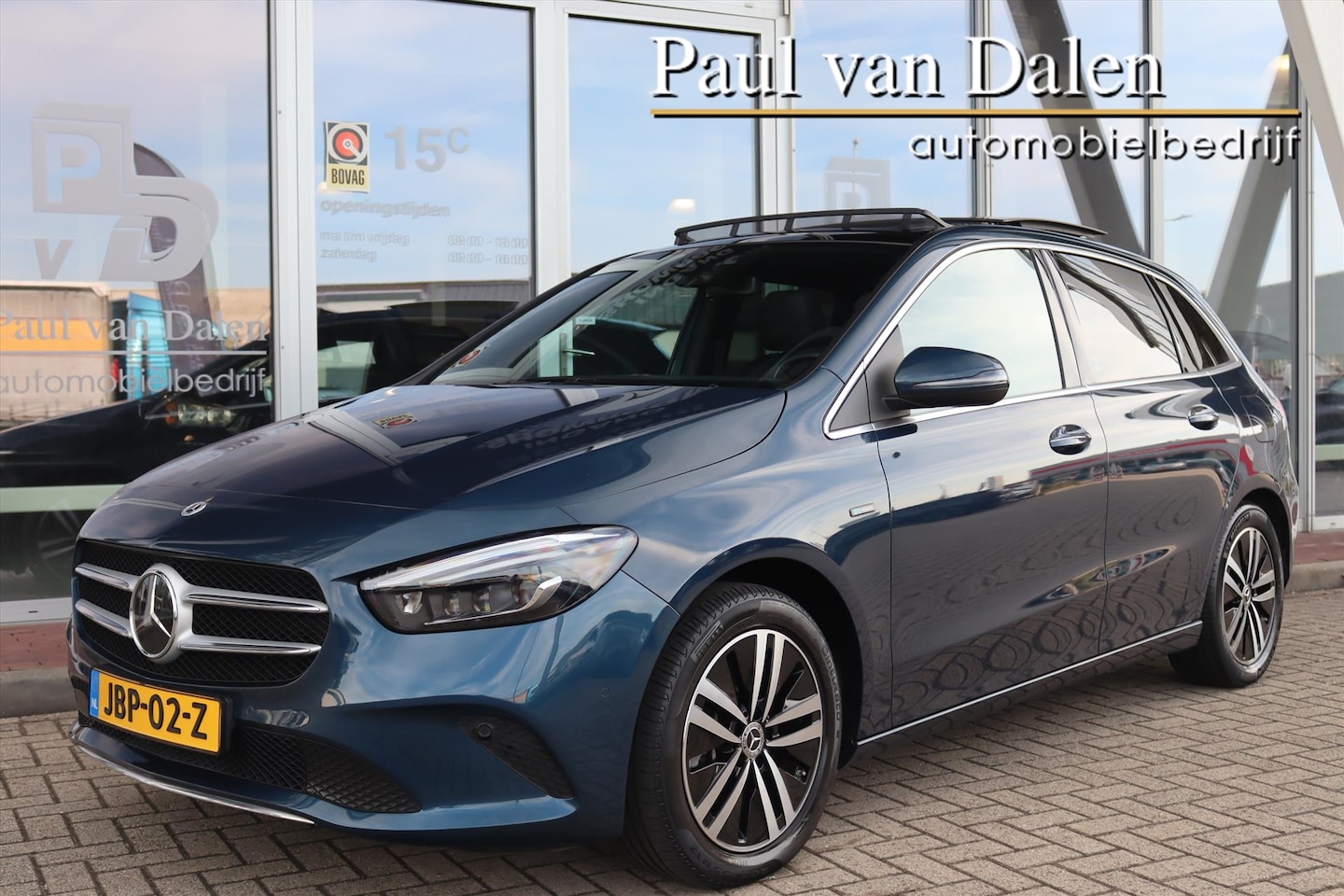 Mercedes-Benz B-klasse - B250e 218PK AUTOMAAT PREMIUM PLUS Leer | Panodak | Electr. Trekh. | Memory | Camera | Sfee - AutoWereld.nl