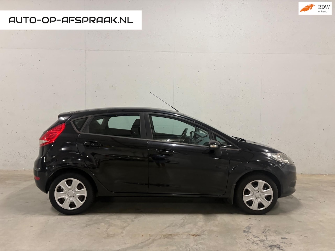 Ford Fiesta - 1.25 Limited 5drs Airco APK NAP Dealer Onderhouden - AutoWereld.nl
