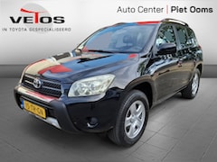 Toyota RAV4 - 2.0 VVTi Linea Terra